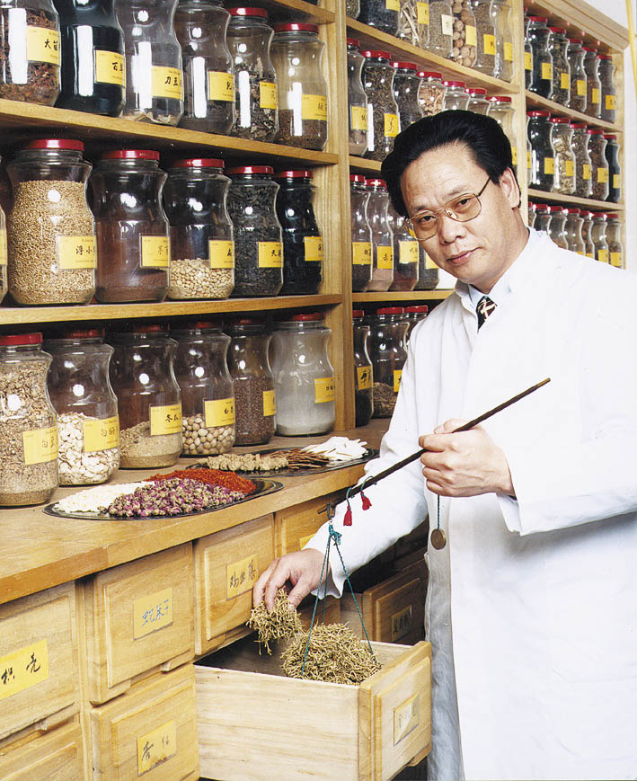 Dong Zhi Lin At Herbal Department CMC. Shenzhou Open University of TCM