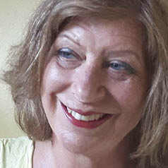 Mrs. Tineke van den Barg - Shenzhou Open University of Traditional Chinese Medicine - Amsterdam